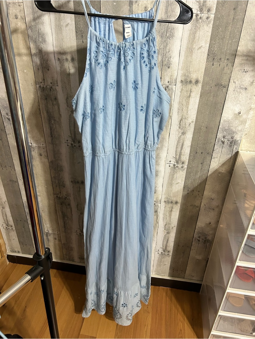 Old Navy Light Blue Eyelet Embroidered Sleeveless Midi Dress Women’s Medium